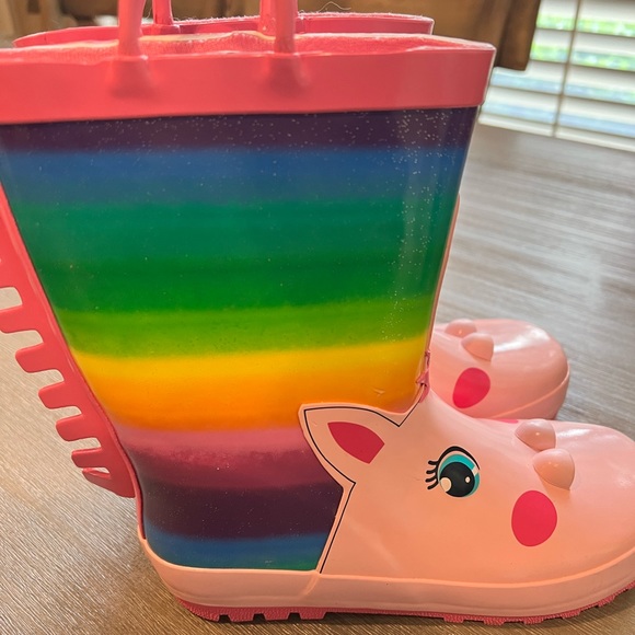 Girls KomForme Rainboots - size 2 - Picture 2 of 7